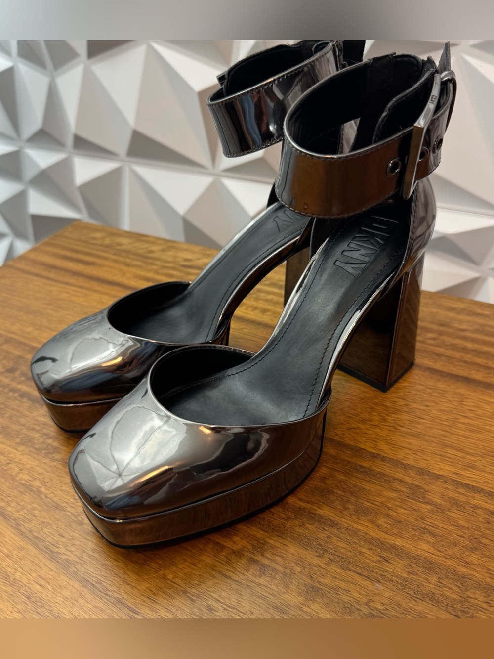 DKNY Women's Barra Ankle-Strap Platform Pumps Size 8